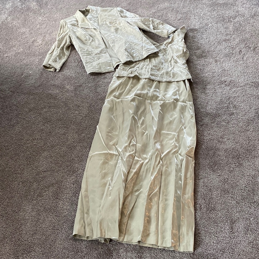 Alex Evenings White Gold Dress Set Jacket Sleeveless Gown Formal Evening SIZE 12